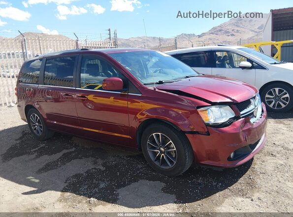 2C4RDGCG8HR664593 2017 DODGE GRAND CARAVAN Maroon Rear interior view