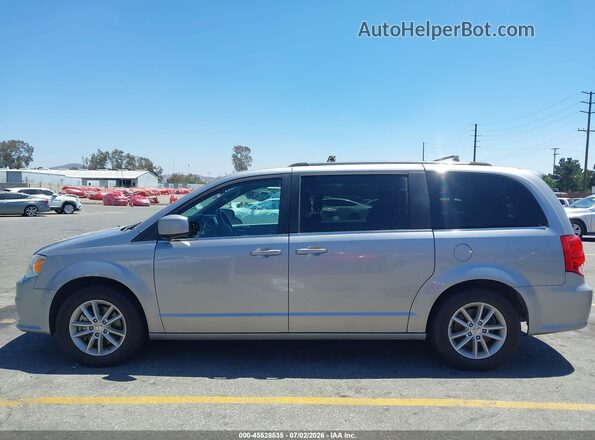 2C4RDGCG8JR207126 2018 DODGE GRAND CARAVAN Silver 