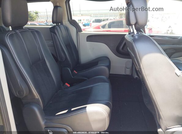 2C4RDGCG8JR207126 2018 DODGE GRAND CARAVAN Silver VIN կոդի պիտակի տեսք