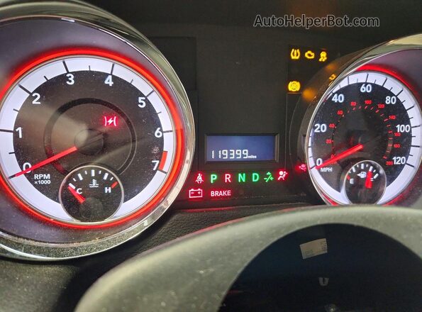 2C4RDGCG8LR153233 2020 DODGE GRAND Silver ხელსაწყოთა პანელის ხედი