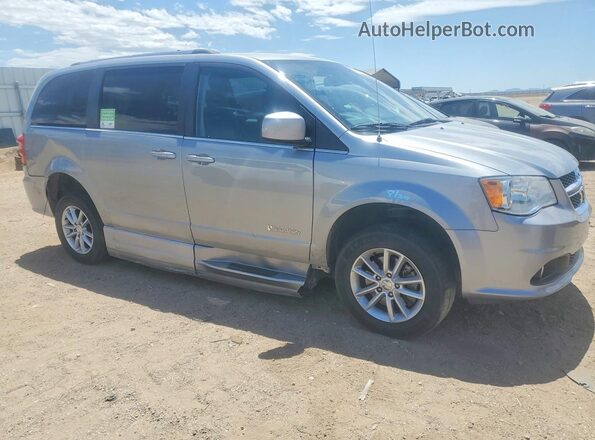 2C4RDGCG9JR240488 2018 DODGE GRAND Silver Delantero derecho