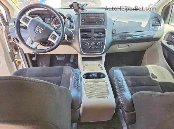 2C4RDGCGXGR338812 2016 DODGE GRAND White Առջևի վահանակի տեսք