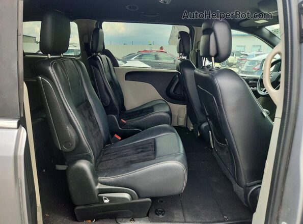 2C4RDGCGXJR223117 2018 DODGE GRAND Silver უკანა სალონის ხედი