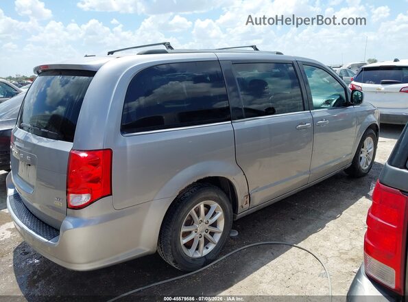 2C4RDGCGXJR240337 2018 DODGE GRAND CARAVAN Серебряный Вид задней части салона