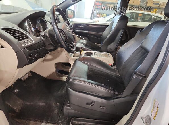 2C4RDGCGXJR249359 2018 DODGE GRAND White Widok wnętrza z przodu