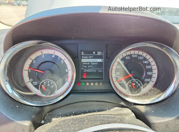 2C4RDGDG5GR377189 2016 DODGE GRAND Silver ხელსაწყოთა პანელის ხედი