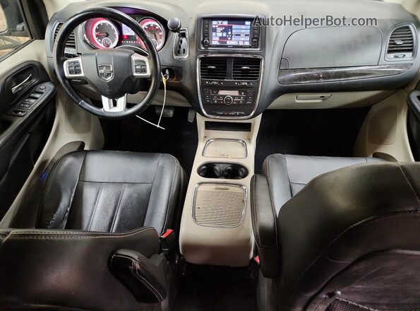 2C4RDGDG5KR633842 2019 DODGE GRAND Charcoal Dashboard view