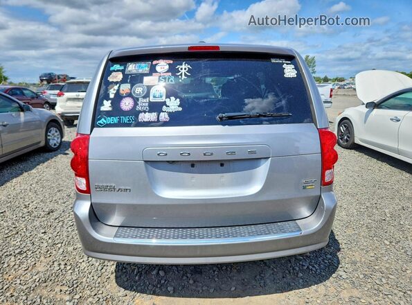 2C4RDGEG0JR346244 2018 DODGE GRAND Silver Вид ззаду