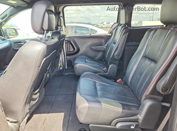 2C4RDGEG0JR346244 2018 DODGE GRAND Silver Вид задньої частини салону
