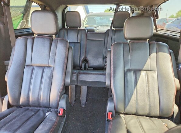2C4RDGEG1HR782840 2017 DODGE GRAND Black Rear seats view
