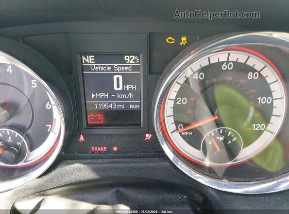 2C4RDGEG1JR205568 2018 DODGE GRAND CARAVAN Silver Widok tylnych siedzeń