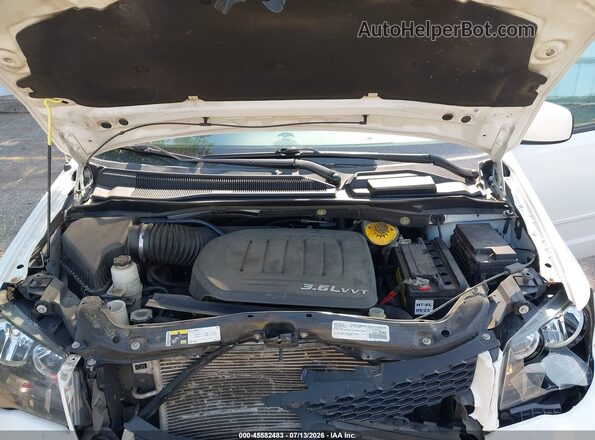2C4RDGEG2GR329793 2016 DODGE GRAND CARAVAN White Հետևի տեսք