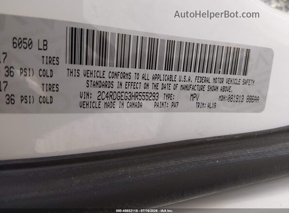 2C4RDGEG3HR555293 2017 DODGE GRAND CARAVAN White Engine compartment view