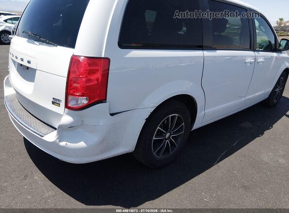 2C4RDGEG3JR241925 2018 DODGE GRAND CARAVAN White Widok z przodu