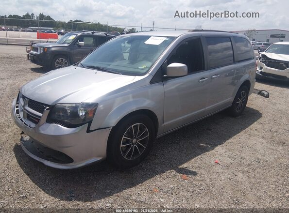 2C4RDGEG4JR255669 2018 DODGE GRAND CARAVAN Gray Передня ліва чверть