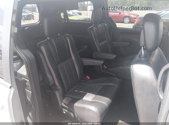 2C4RDGEG4JR255669 2018 DODGE GRAND CARAVAN Gray Вид наклейки з VIN-кодом