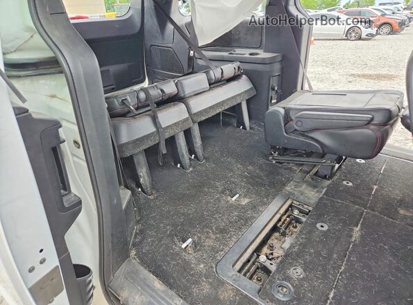 2C4RDGEG4LR202408 2020 DODGE GRAND White უკანა სალონის ხედი