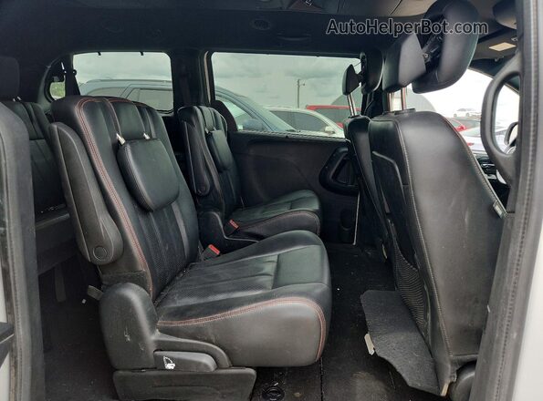 2C4RDGEG7HR693371 2017 DODGE GRAND White Rear seats view