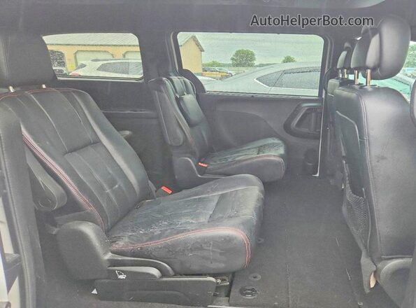 2C4RDGEGXJR285369 2018 DODGE GRAND White Widok wnętrza z tyłu