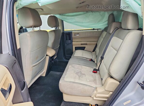 2FMGK5B82GBA19663 2016 FORD FLEX Silver უკანა სალონის ხედი