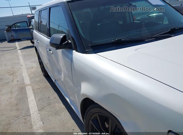 2FMGK5C83JBA11917 2018 FORD FLEX White Widok z przodu