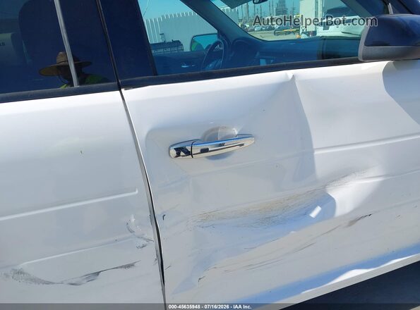 2FMGK5C83JBA11917 2018 FORD FLEX White Widok wnętrza z tyłu