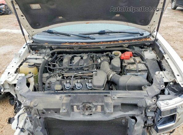 2FMGK5C84HBA07482 2017 FORD FLEX White Vista del compartimento del motor