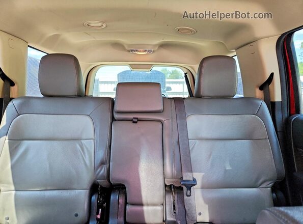 2FMHK6C82HBA06065 2017 FORD FLEX Red უკანა სავარძლების ხედი