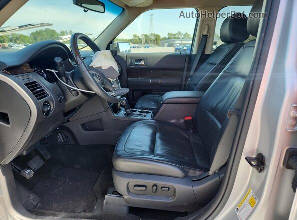 2FMHK6D80JBA12340 2018 FORD FLEX Серебряный Вид салона спереди