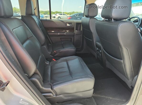 2FMHK6D80JBA12340 2018 FORD FLEX Серебряный Вид задней части салона