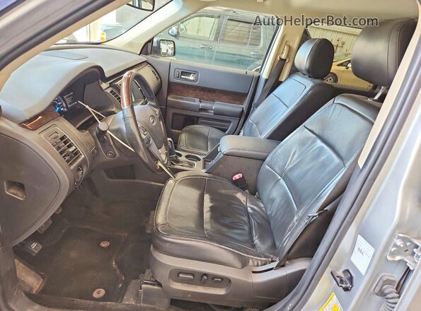 2FMHK6D86GBA03862 2016 FORD FLEX Silver Вид салону спереду