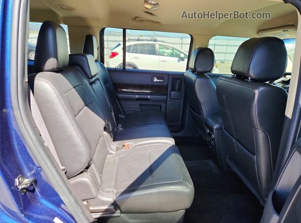 2FMHK6D88HBA02469 2017 FORD FLEX Синий Вид задней части салона