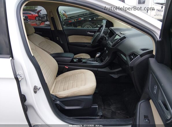 2FMPK3G90HBC35096 2017 FORD EDGE Белый Вид салона спереди