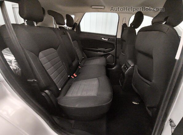 2FMPK3G92JBB51545 2018 FORD EDGE Серебряный Вид задней части салона