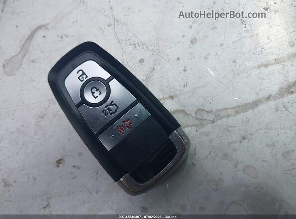 2FMPK3G95HBB82282 2017 FORD EDGE White Dashboard view