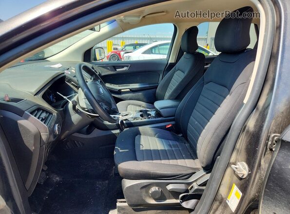 2FMPK3G97JBB70981 2018 FORD EDGE Серый Вид салона спереди