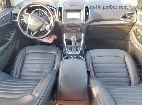 2FMPK3J89HBC30978 2017 FORD EDGE Red Widok deski rozdzielczej