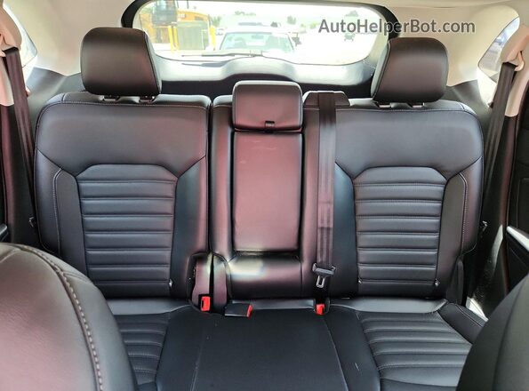 2FMPK3J8XJBC10129 2018 FORD EDGE Красный Вид задних сидений