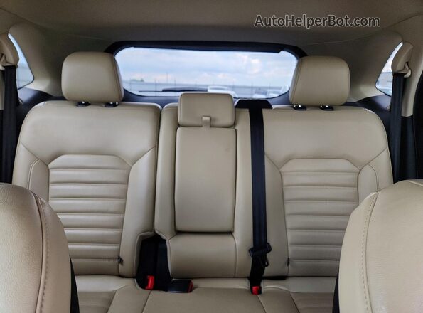 2FMPK3J90HBB45357 2017 FORD EDGE Gold Вид задніх сидінь