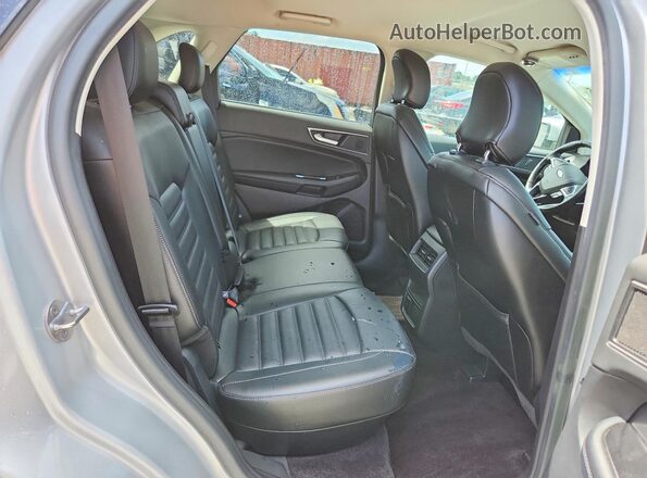 2FMPK3J91GBC33705 2016 FORD EDGE Silver Widok wnętrza z tyłu