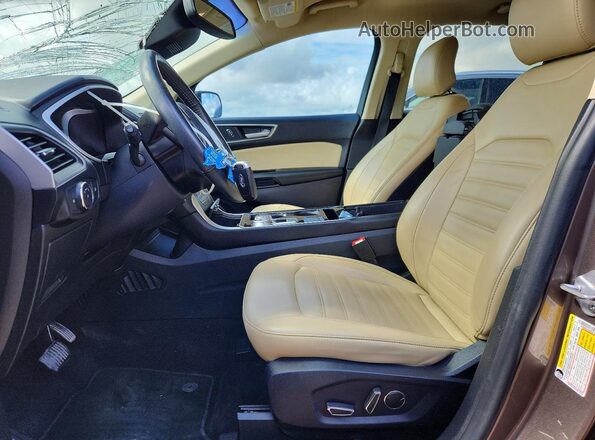 2FMPK3J92KBB36702 2019 FORD EDGE Gray Widok wnętrza z przodu