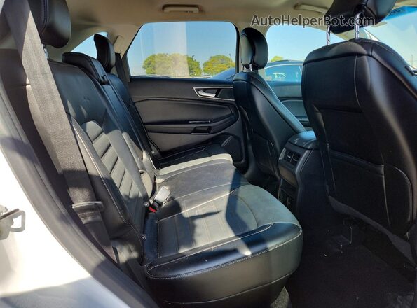 2FMPK3J94JBC01435 2018 FORD EDGE Белый Вид задней части салона