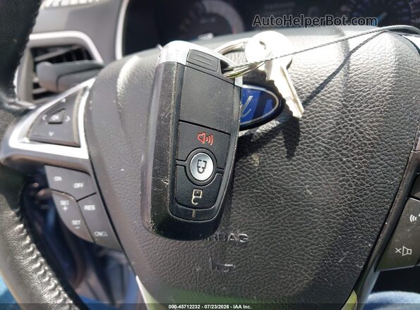 2FMPK3J94JBC38405 2018 FORD EDGE Синий Вид панели приборов