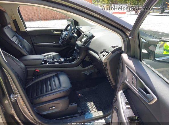 2FMPK3J94KBB73699 2019 FORD EDGE Silver Widok wnętrza z przodu