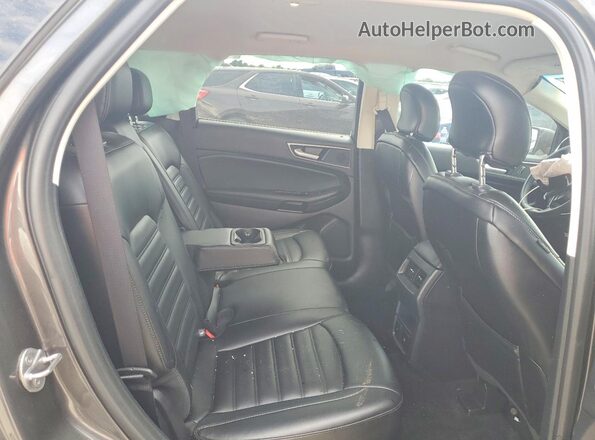 2FMPK3J94KBB97209 2019 FORD EDGE Charcoal Widok wnętrza z tyłu
