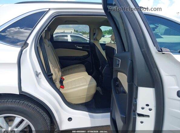 2FMPK3J96JBB04639 2018 FORD EDGE White Widok naklejki z numerem VIN