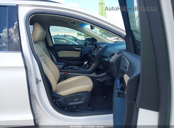 2FMPK3J96JBB04639 2018 FORD EDGE White Widok wnętrza z przodu