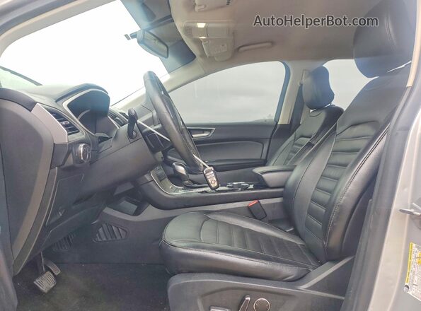 2FMPK3J97JBC47275 2018 FORD EDGE Silver Вид салону спереду