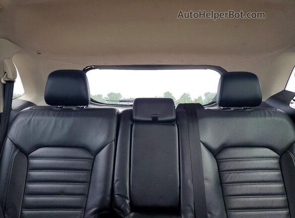 2FMPK3J97JBC47275 2018 FORD EDGE Silver Вид задніх сидінь