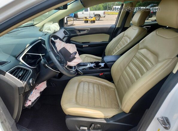 2FMPK3J98HBB30783 2017 FORD EDGE White Widok wnętrza z przodu